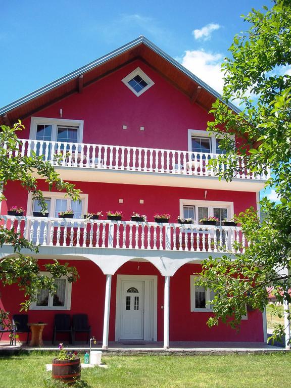 Hotel House Rapo Korenica Exterior foto