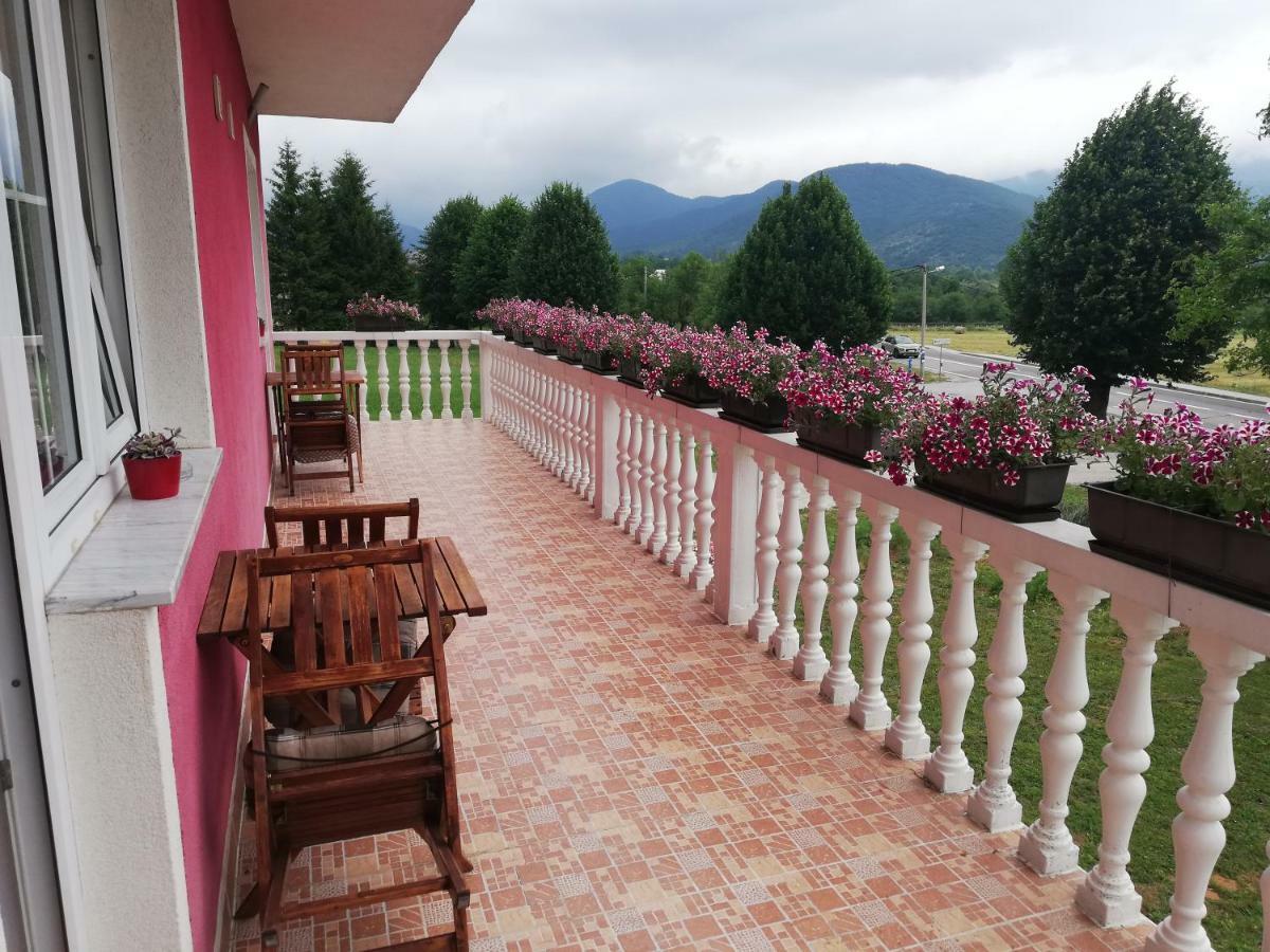 Hotel House Rapo Korenica Exterior foto